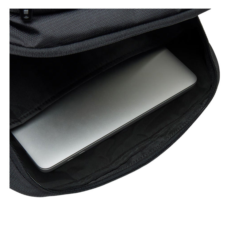 オークリー バックパック リュックサック 28L Essential Day Pack M 9.0 FOS901982 スポーツバッグ 野球 サッカー ゴルフ バスケ カバン かばん 鞄 バック 通勤 通学 oakley
