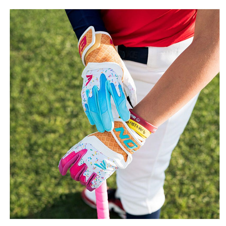 【日本未発売】イーストン ジュニア用 バッティンググローブ Sugar Rush Walk-Off Ethos 両手用 天然皮革 少年野球 並行輸入品 WO25YBG 直輸入品 バッティング手袋 バッティンググラブ こども キッズ Jr 子ども 学童野球 リトルリーグ 練習 試合 ソフトボール easton