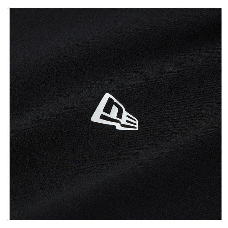 【2026モデル】ニューエラ 長袖 ユーティリティー オーバーサイズド Tシャツ Wordmark Logo メンズ 14774268 14774269 14774270 スポーツウェア トレーニングウェア アウトドア プール 撥水 長袖シャツ カジュアル new era