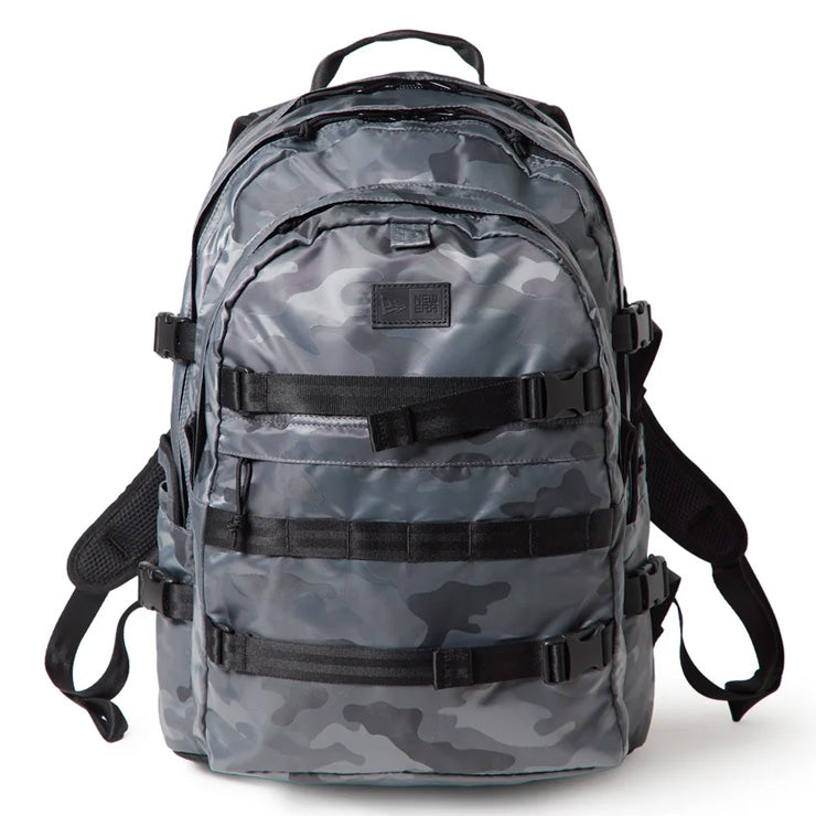 【2026モデル】ニューエラ NEW ERA バックパック 35L リュックサック キャリアパック 大人 一般 15121558 スポーツバッグ アウトドア 通勤 通学 バッグ かばん カバン