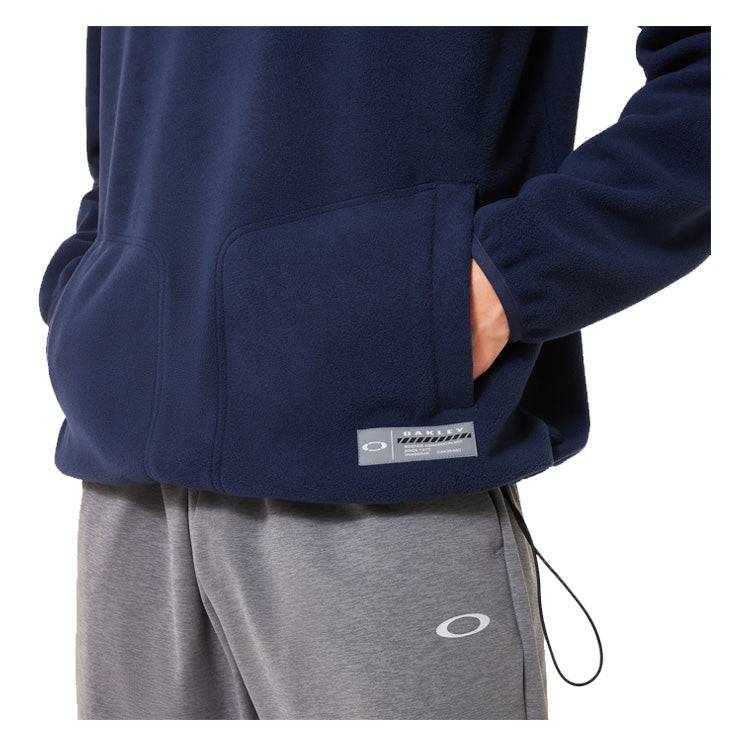 【2025モデル】オークリー ウェア トレーニング プルオーバー シャツ フリース トレーナー 長袖 Striking Micro Fleece Crew 8.0 FOA408249 野球 スポーツウェア トレーニングウェア ランニング ジョギング oakley
