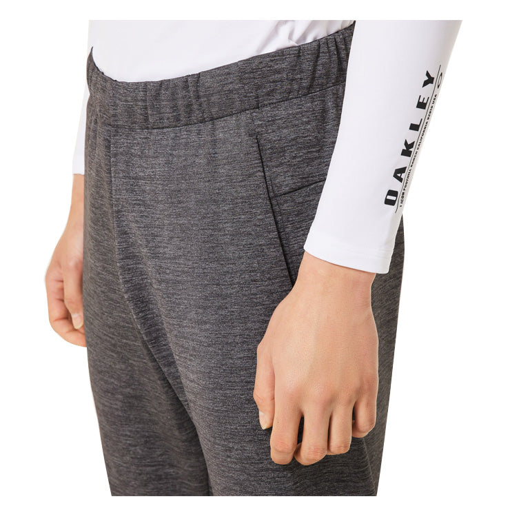 【2025モデル】オークリー アンダーシャツ インナーシャツ 長袖 モックネック メンズ Technical Base Layer LS Mock 5.0 FOA408268 野球 スポーツ インナーウェア スポーツウェア トレーニングウェア ランニング ジョギング ジム oakley