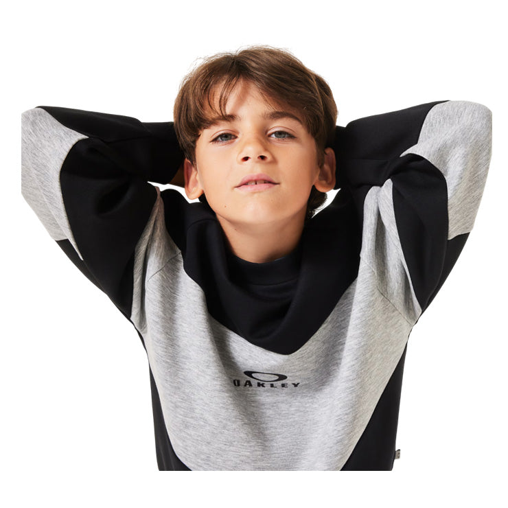 【2025モデル】オークリー ジュニア用 スウェット トレーナー 長袖 子供服 裏起毛 Ytr Qd Fleece Block Crew 10.0 FOA408323 男の子 女の子 こども キッズ Jr 子供 子ども 小学生 スポーツウェア カジュアル 普段着 フーディー スポカジ 秋物 冬物 春物 oakley