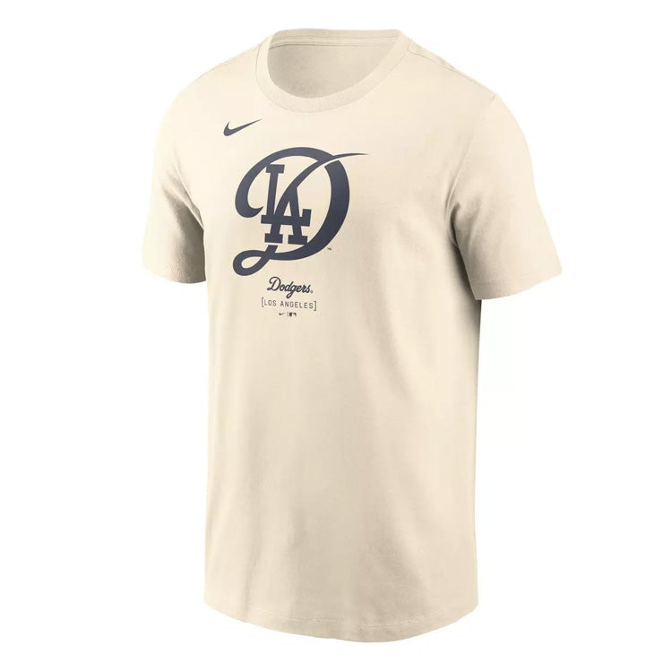 【2026モデル】ナイキ ロサンゼルス・ドジャース シティコネクト 半袖 Tシャツ ラージロゴ コットン Los Angeles Dodgers City Connect Fuse T-Shirt メンズ N199-15A-LD-SCA カジュアル 普段着 スポカジ スポーツウェア MLB メジャーリーグ 公式アイテム nike