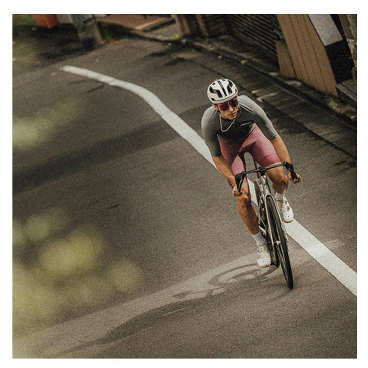 100%(ワンハンドレッド) スポーツサングラス S3 偏光レンズ ミラーレンズ 専用ケース付 メンズ 61005-10056 メガネ 眼鏡 UVカット 紫外線 撥水 スポーツ 野球 ゴルフ 陸上 モトクロス サイクリング 自転車 ランニング ジョギング アウトドア