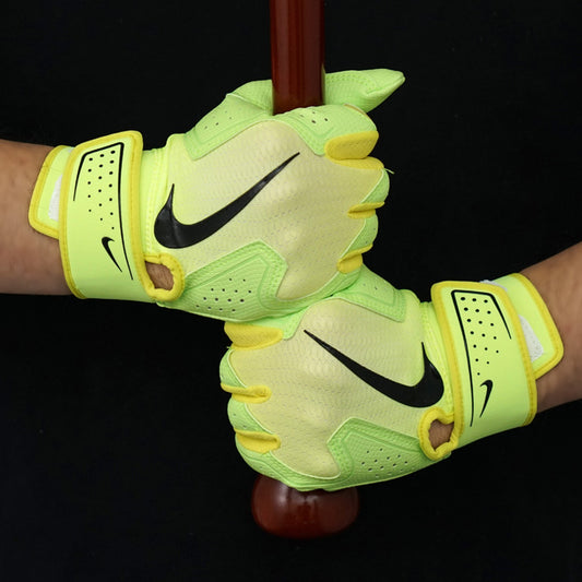 【2026モデル】ナイキ バッティンググローブ アルファ2.0 両手用 一般向け ソニックイエロー 大人 BA1201-729 バッティング手袋 バッティンググラブ 打者用手袋 草野球 練習 試合 ソフトボール NIKE