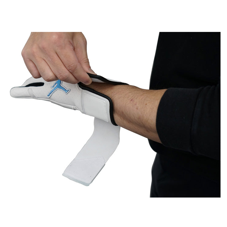 【2026モデル】ナイキ ジョーダン バッティンググローブ レジェンド ロングカフ 両手用 ホワイト×ホワイト×ブルー JD1121-119 サポーター バッティング手袋 バッティンググラブ 打者用手袋 大人 一般 草野球 練習 試合 ソフトボール NIKE JORDAN